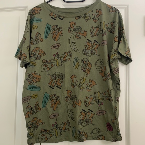 Uniqlo Tops - Disney chip and dale comic shirt uniqlo size xs